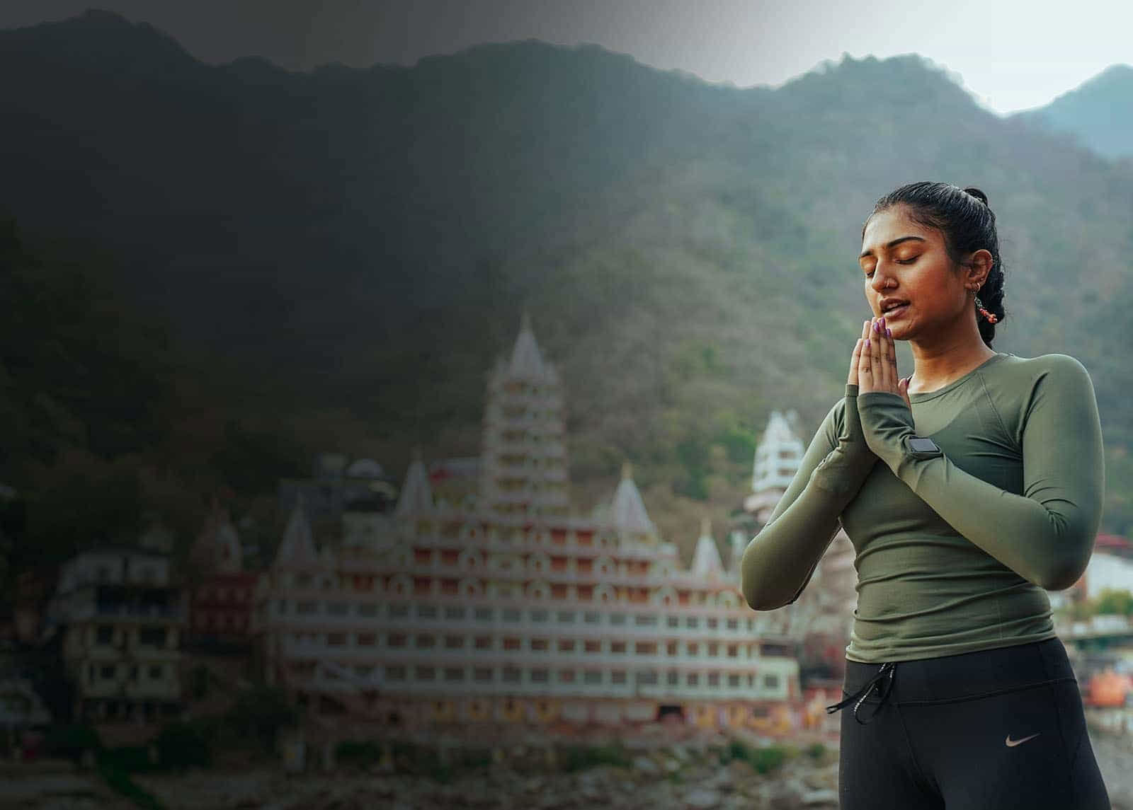 100-timmars yogalärarutbildning