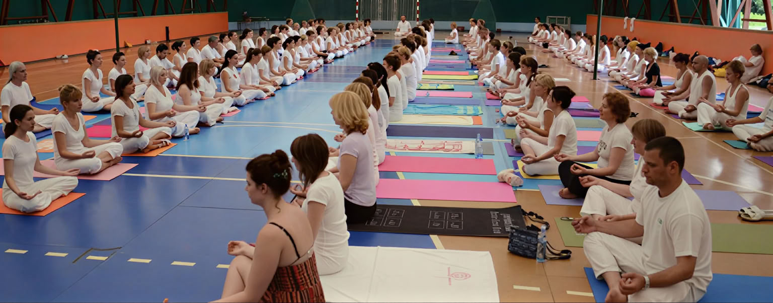 3-dagars gyllene meditations- och yogaveckaend