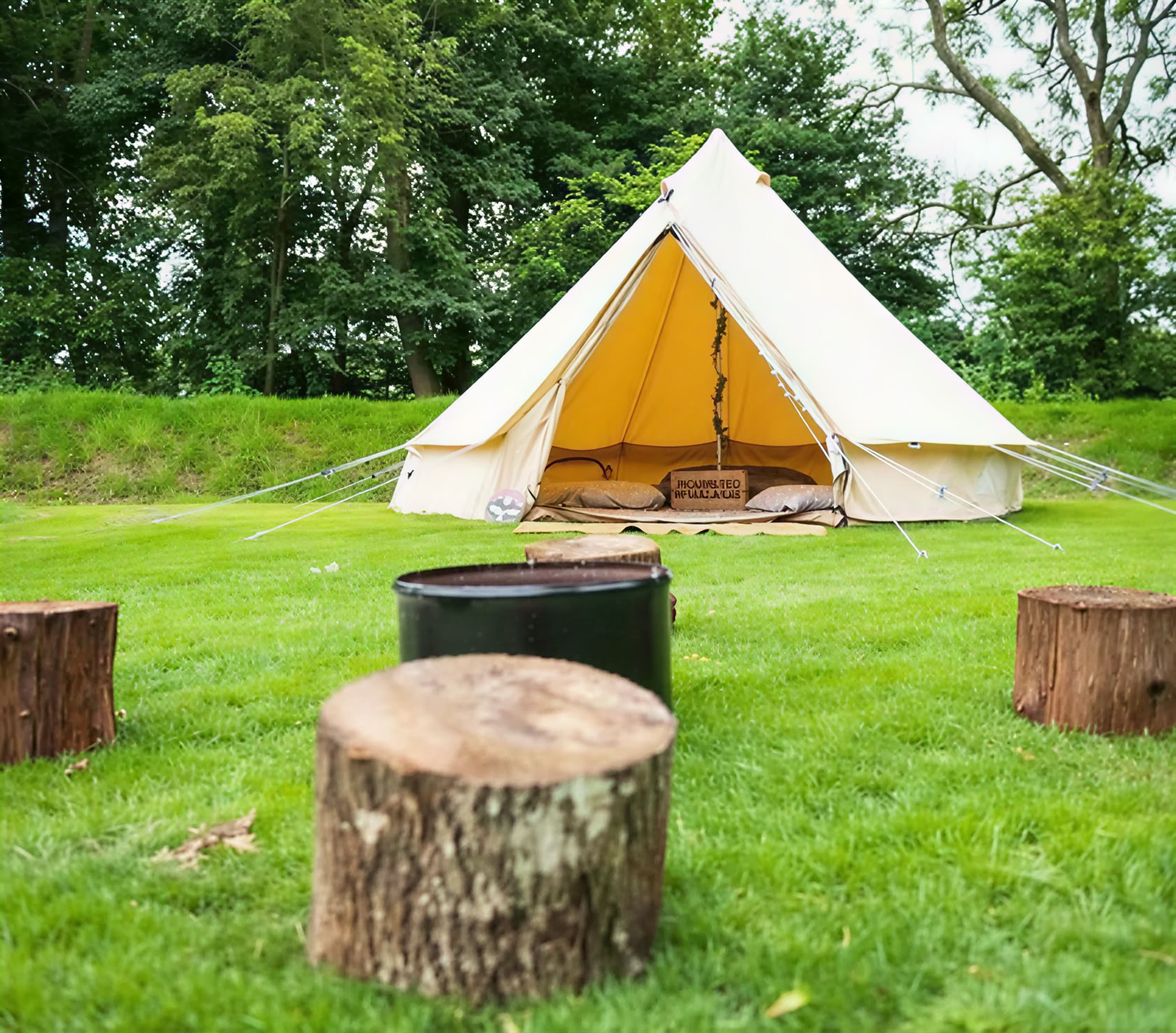 Fullmåne: Släpp taget och återställ dig – kvällsyoga och ljudresa — The Yoga Yurt