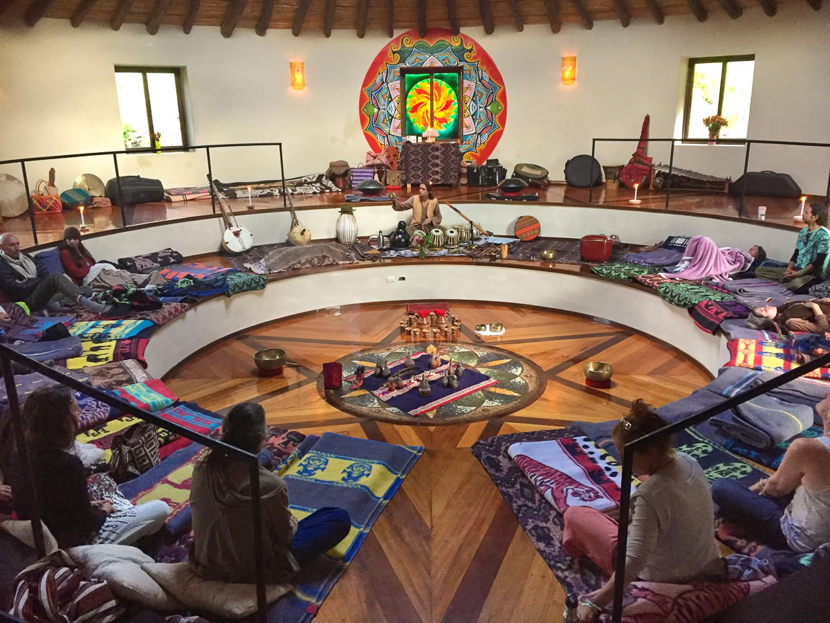 Ayahuasca-ceremoni i den heliga dalen