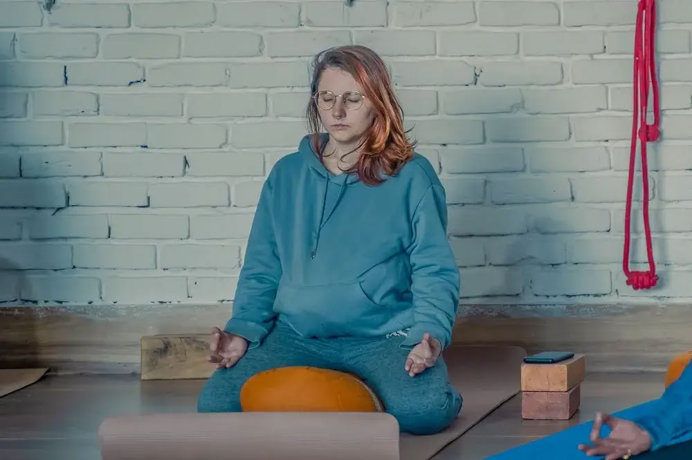 85-timmars gravidyogalärarutbildning i Rishikesh
