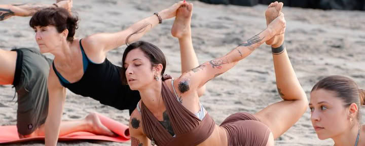 500 timmars yogalärarutbildning i Uluwatu, Bali