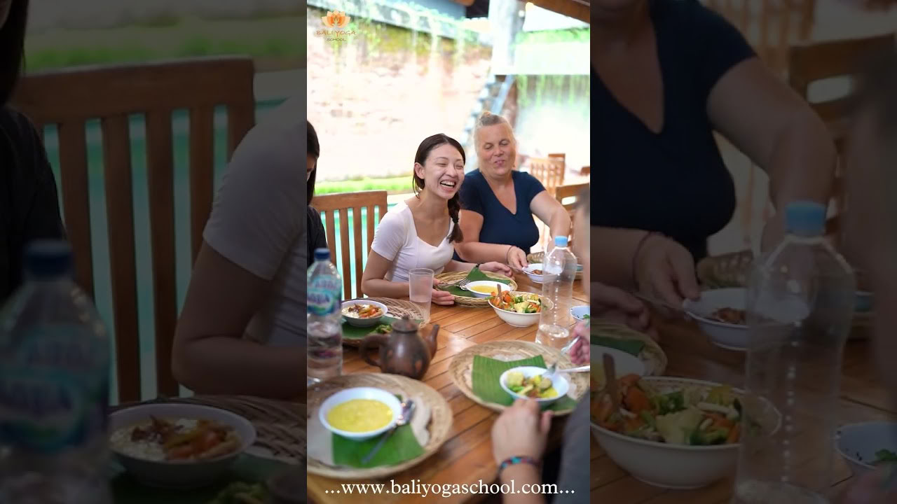 50-timmars Yin-yogalärarutbildning i Ubud, Bali