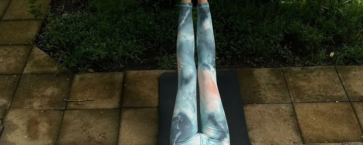 Terapeutisk aerial yoga
