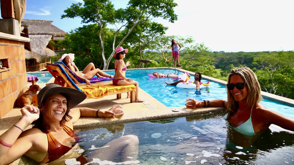 Yoga- och aerial fitness-retreat