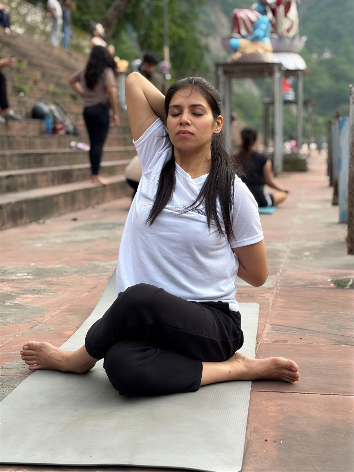300-timmars yogalärarutbildning i Rishikesh