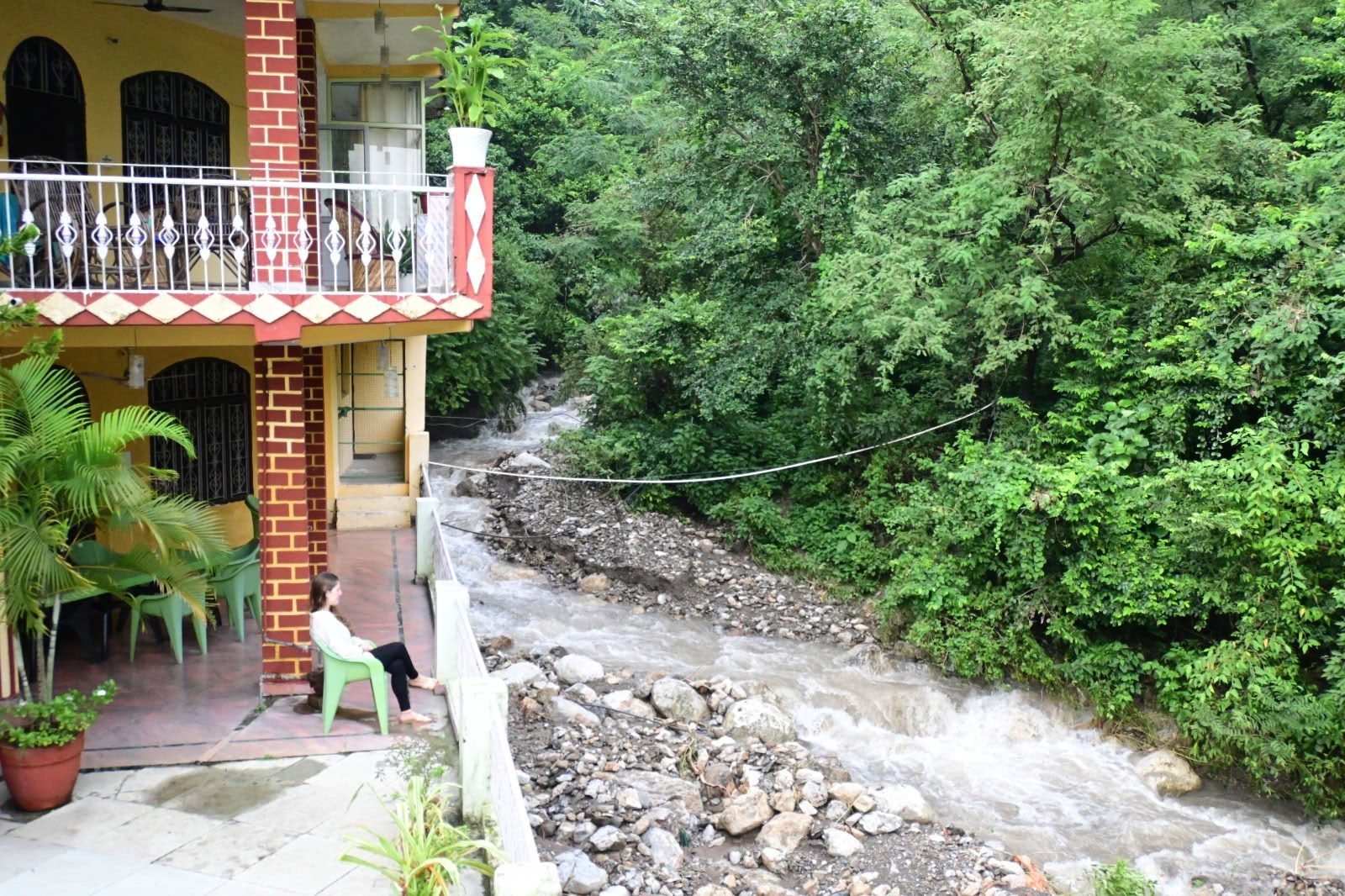 100 timmars yogalärarutbildning i Rishikesh