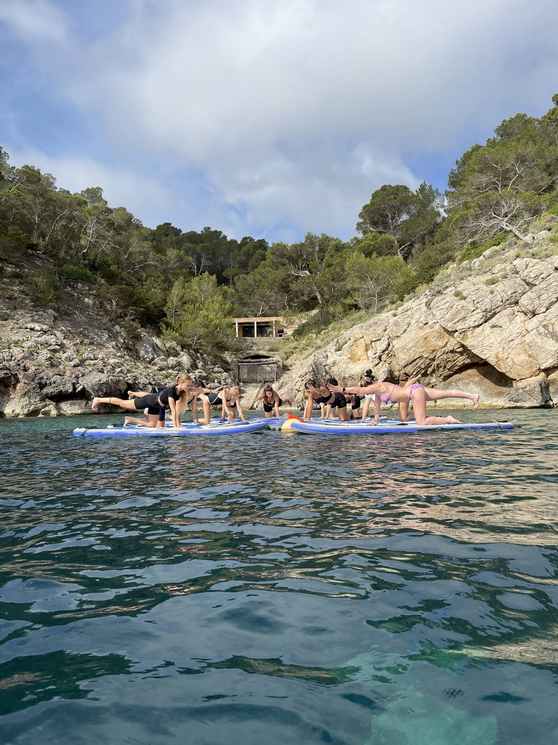 Vinyasa yoga på IBIZALOE (San Antonio)