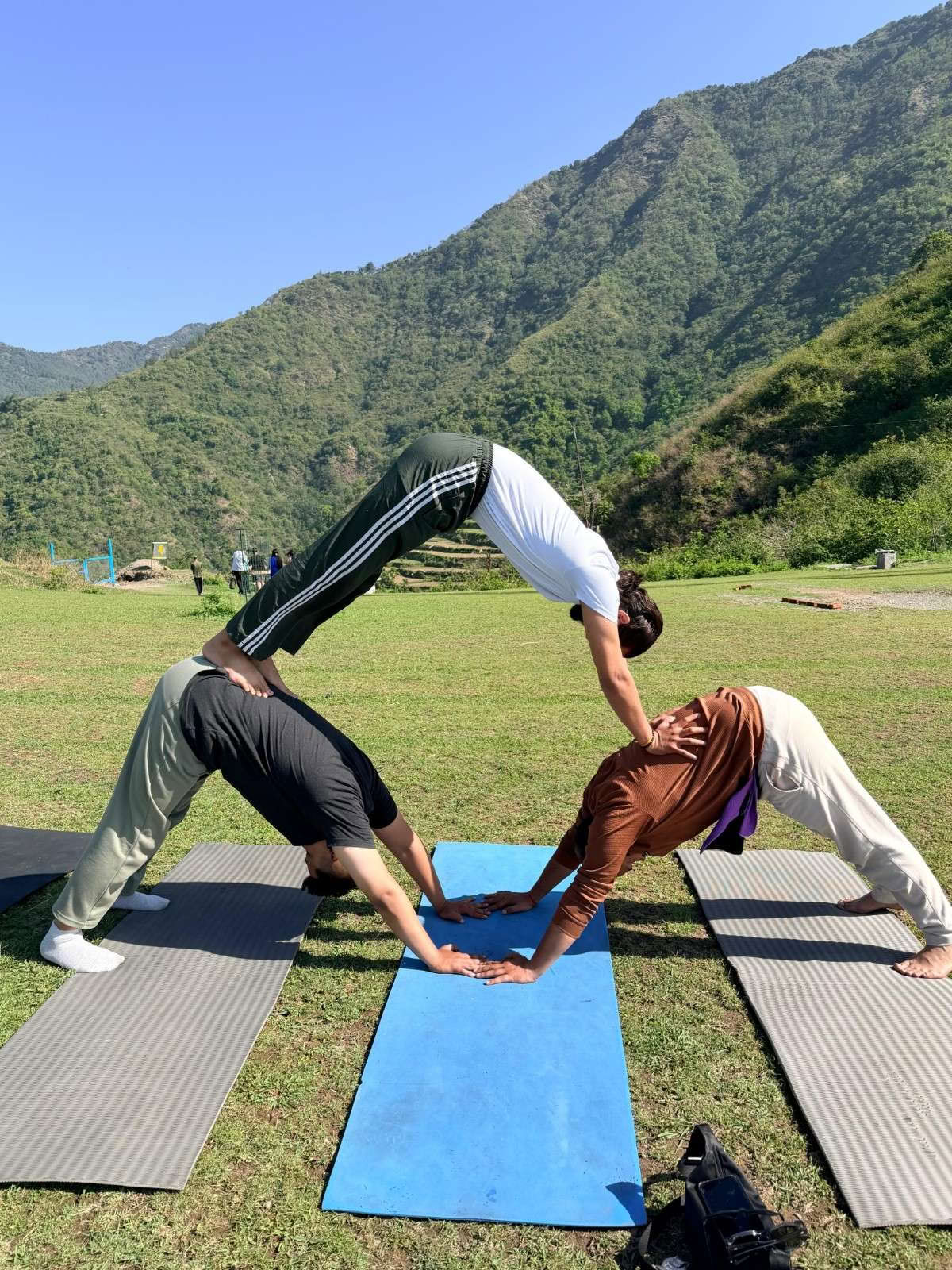 300-timmars yogalärarutbildning i Dehradun