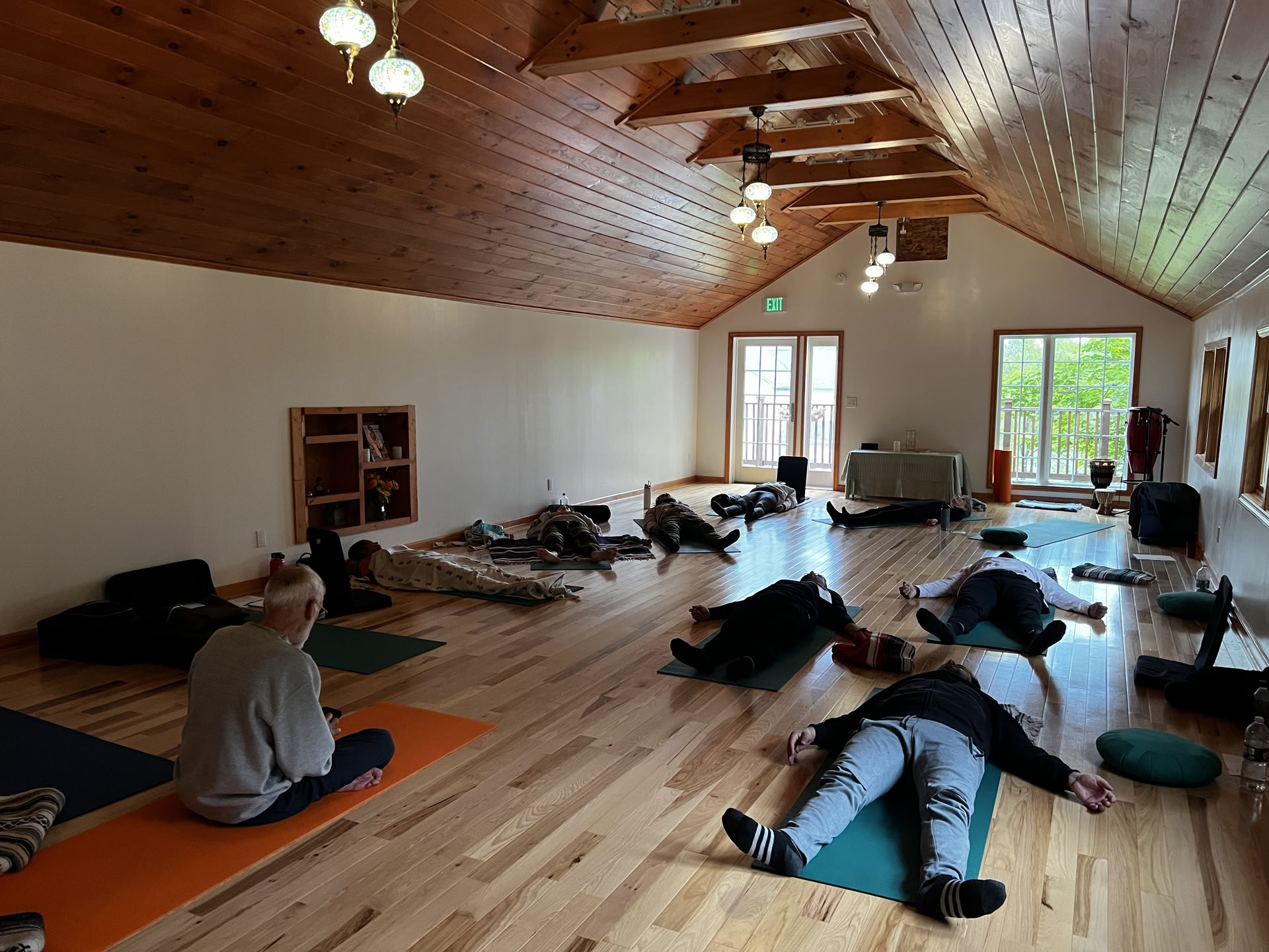 Meditation, yoga och tystnadsretreat