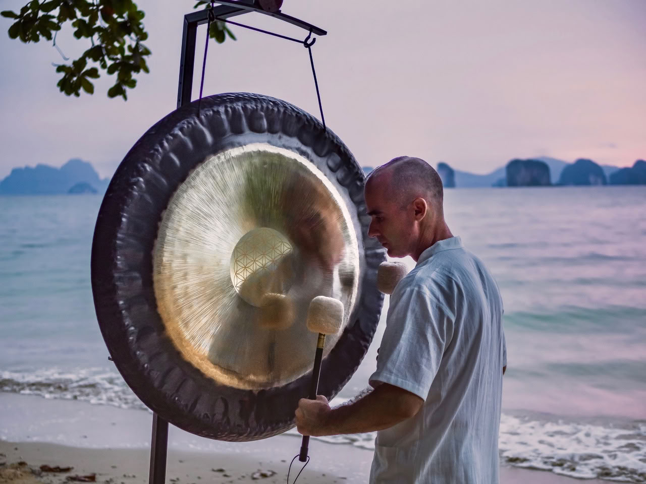 50-timmars intensiv utbildning i sound healing (nivå 1)