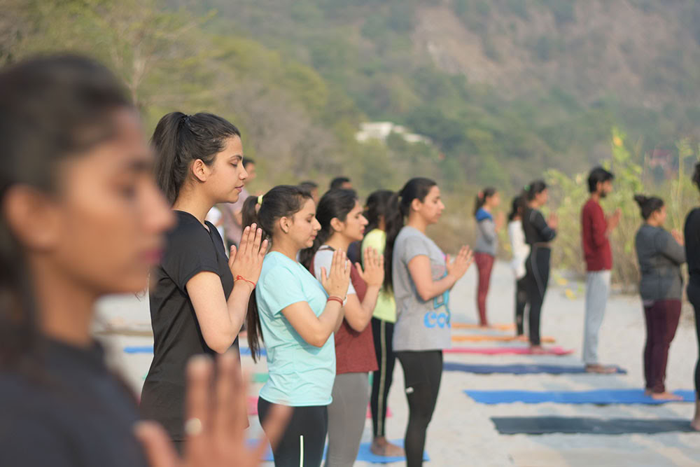 100-timmars yogalärarutbildning i Rishikesh
