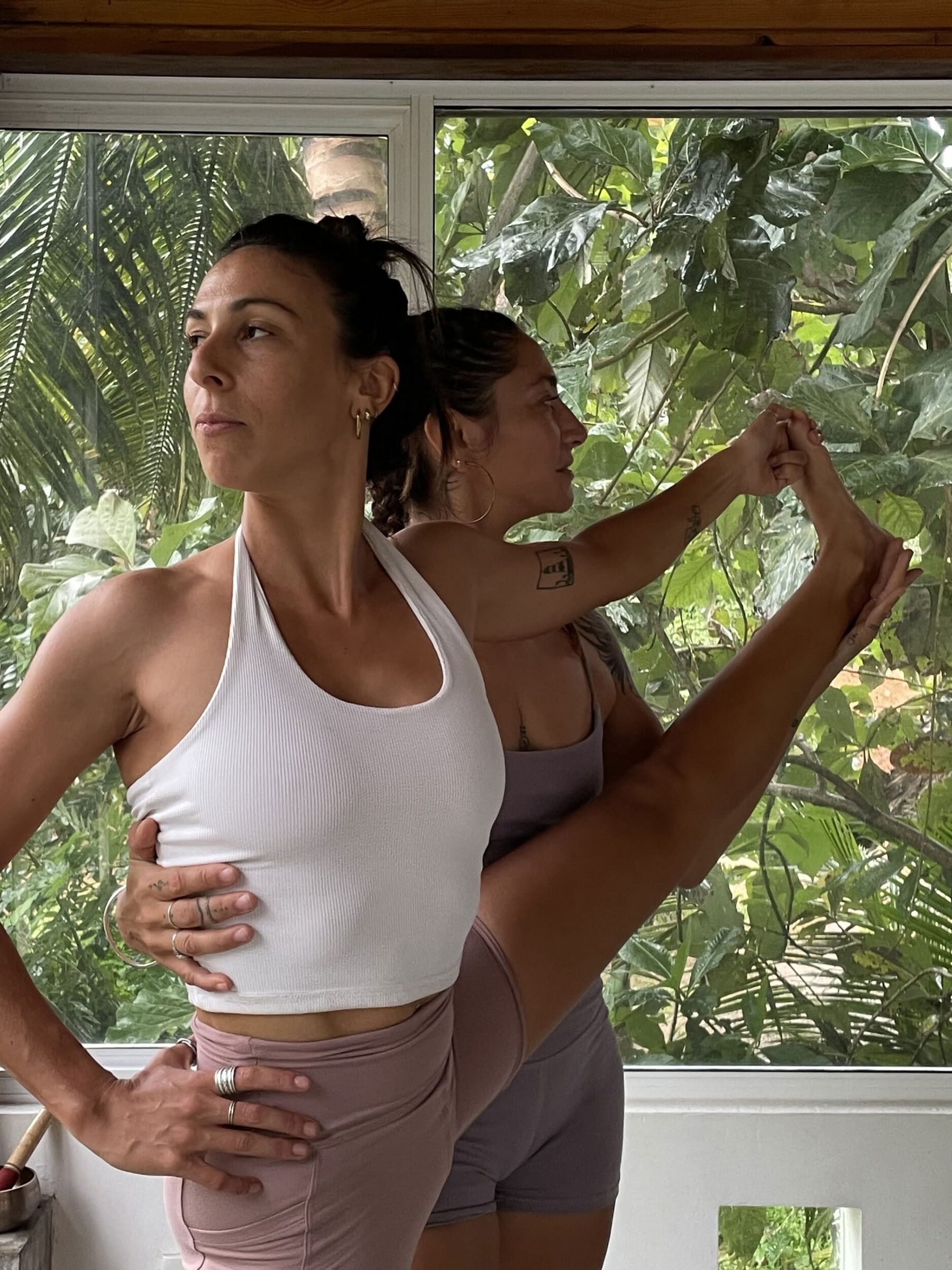 Loka Retreats - Yoga, surf och äventyr