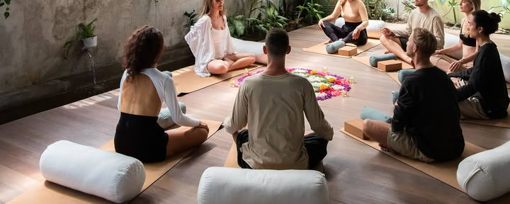 Akupunktur & ljudhealing Ubud - djup vila och avkoppling