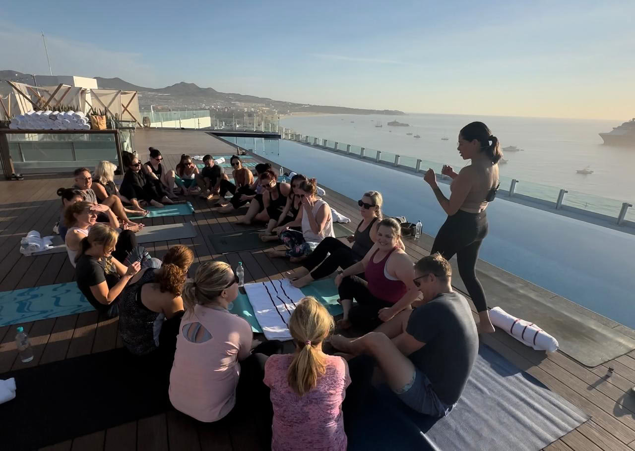 Baja Moon Yoga – Cabo Yoga Shala · Möhippa Företag Privat Fritid