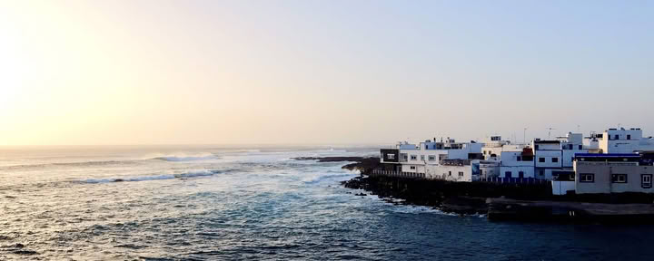 Alun Ocean Retreats Fuerteventura - Surf- och yogaretreat