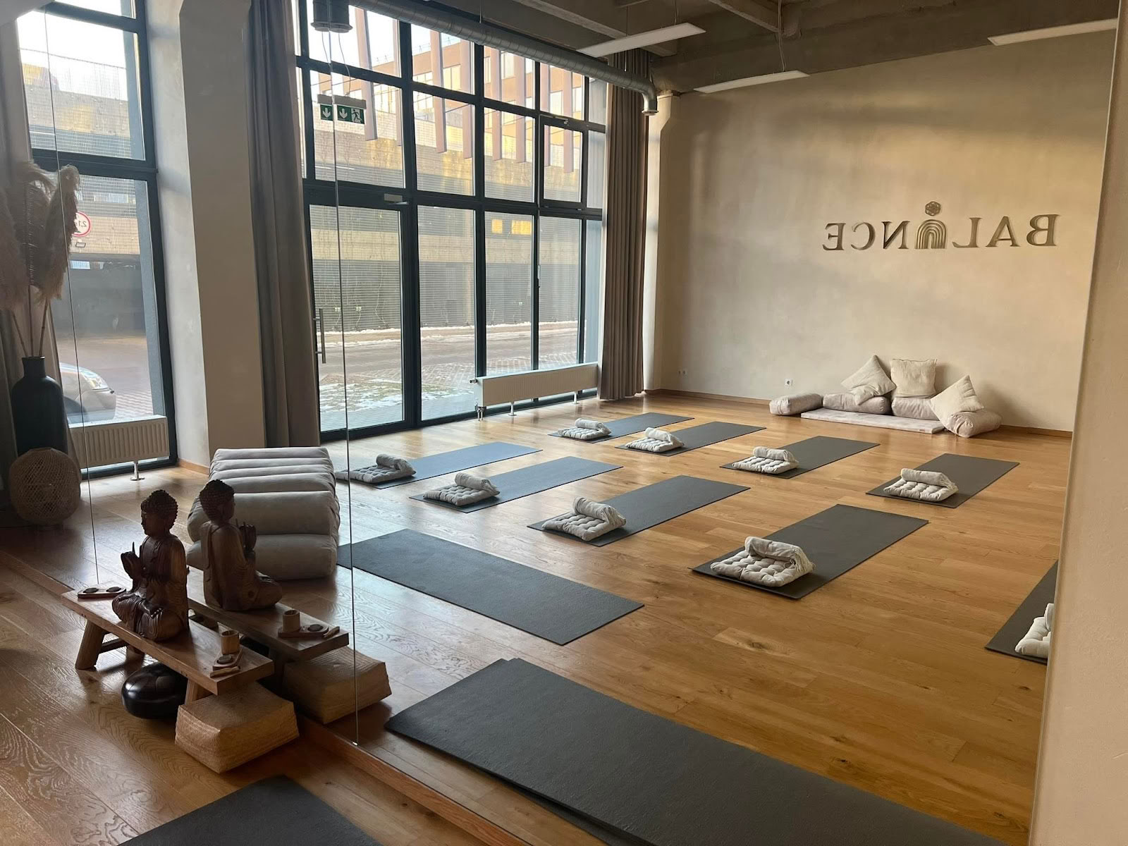 Balance Yoga- och välmåendestudio