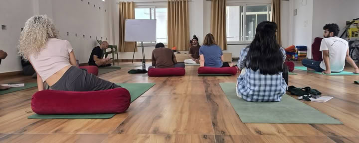 Jeevatman Yogshala - Bästa yogaskolan i Rishikesh, Indien