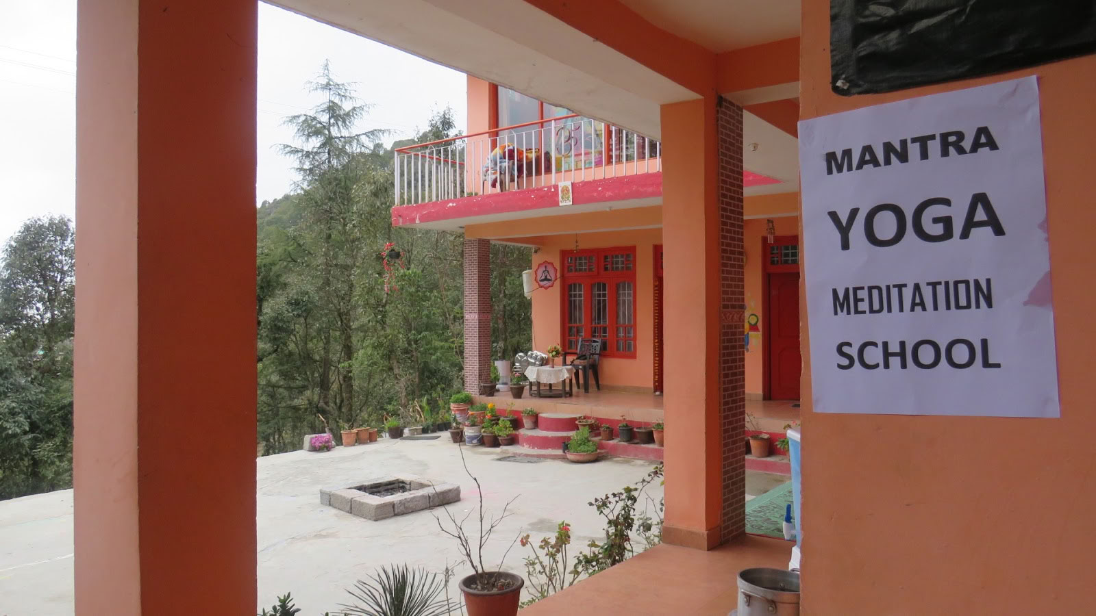 Mantra-yoga- och meditationsretreats