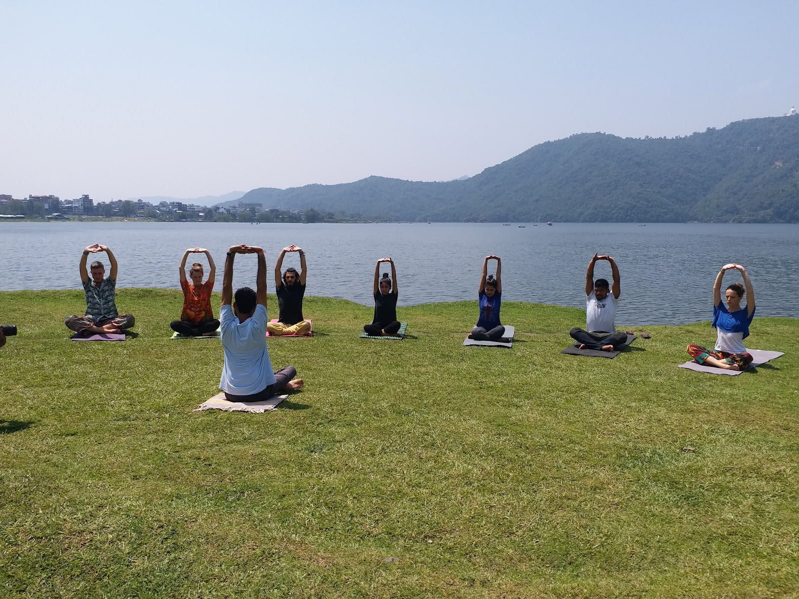 Yogautbildning i Nepal av Salamba Yoga