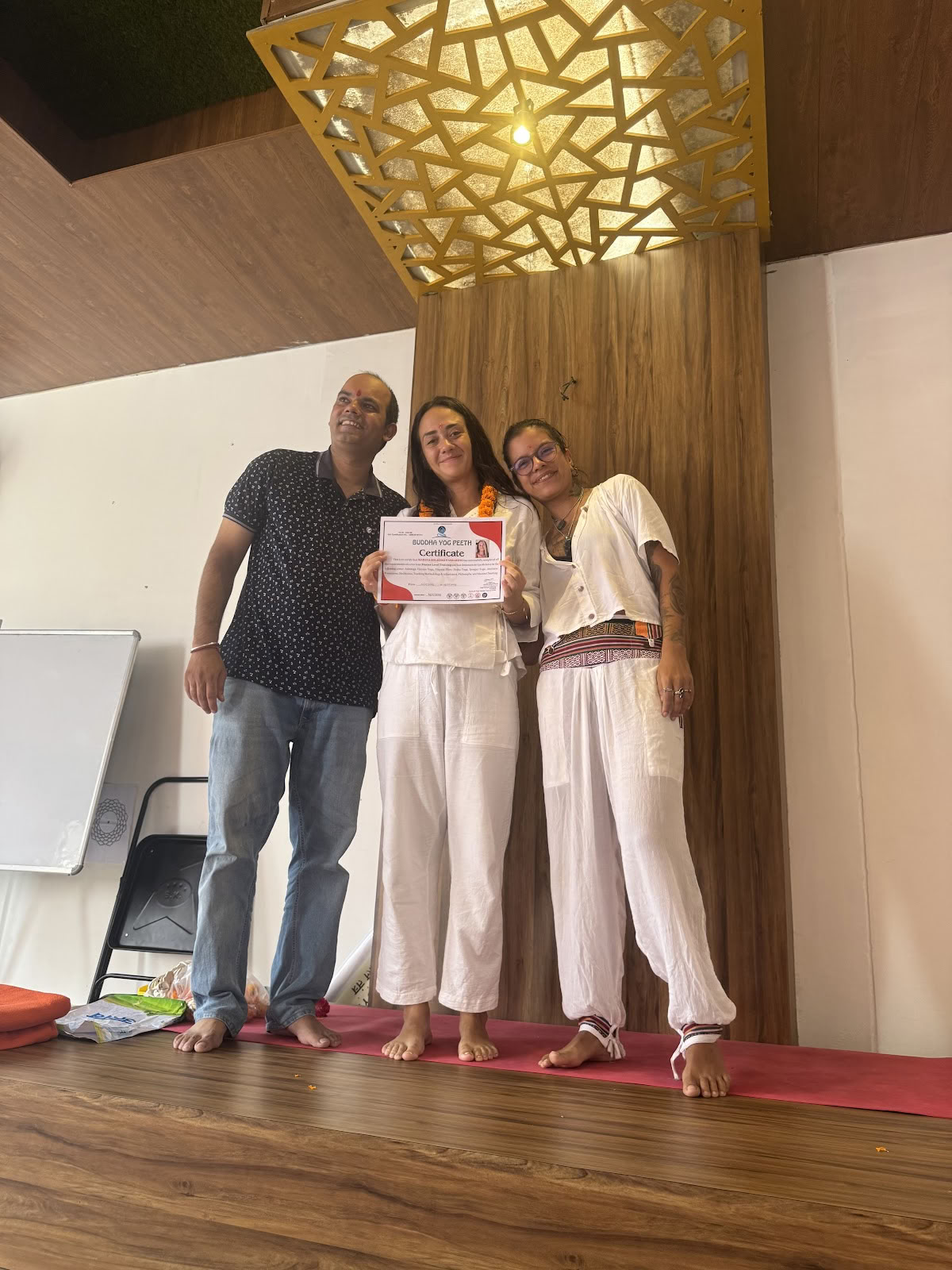 Buddha Yogpeeth - Yogalärarutbildning i Rishikesh