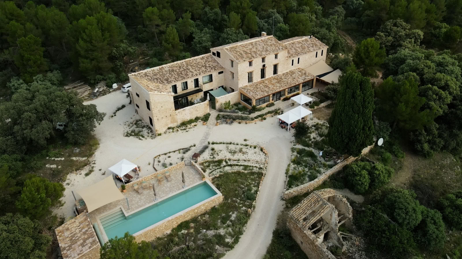 Mariola hemliga lantgård och retreatercenter