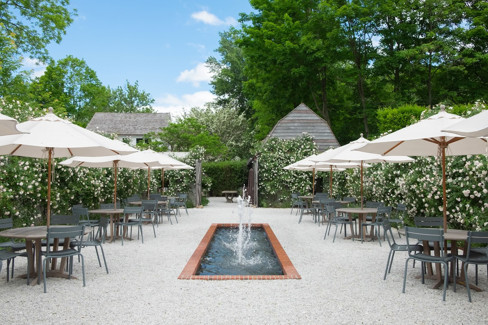 Dalens Rock Inn & Mountain Club