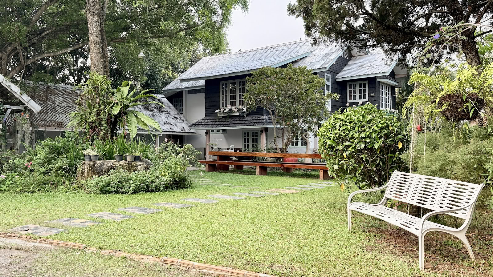 Luminaria Yogashala – Yogaskola och yogaretreat i Chiang Mai