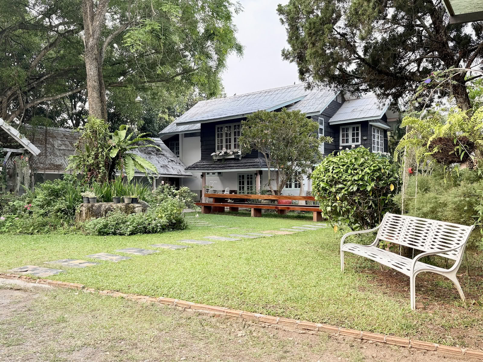 Luminaria Yogashala – Yogaskola och yogaretreat i Chiang Mai