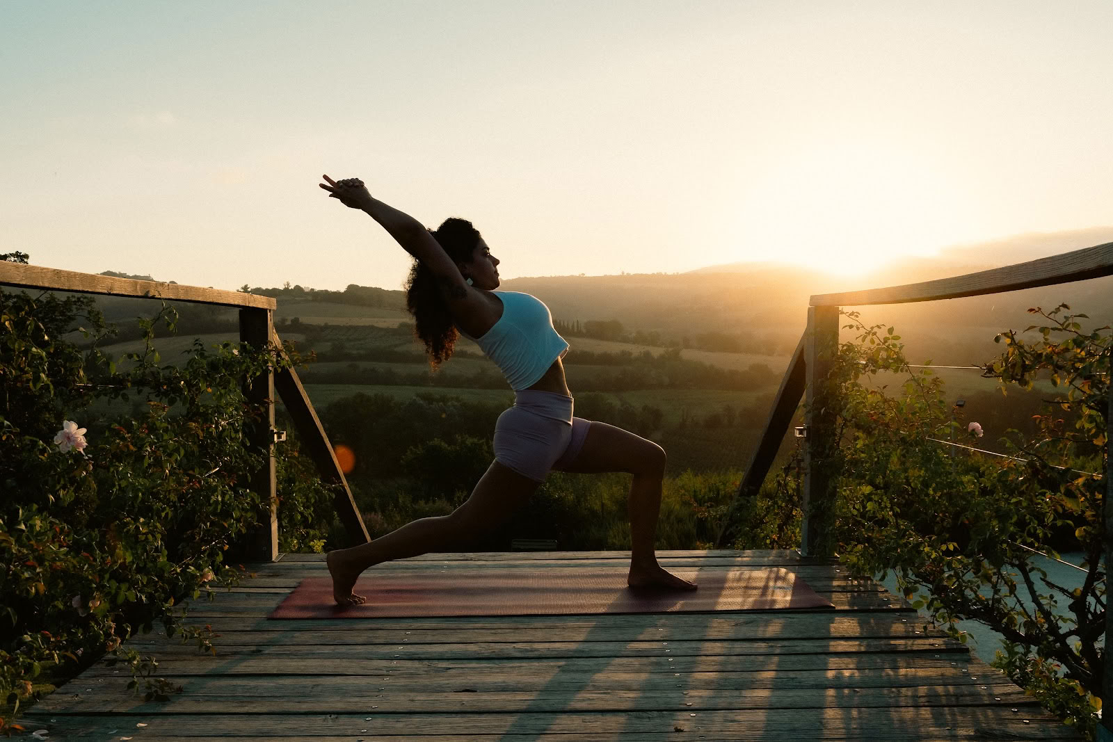 Vinyasa-yoga med Adriana – på engelska, på flera nivåer