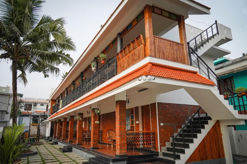 Kerala Yogashala - Bästa yogaskolan i Kerala
