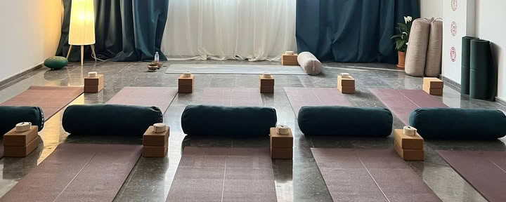 Kioze - Yoga i Marrakech, yogastudio för kvinnor, pilates i Marrakech, orientalisk dans, boxning för kvinnor, yogakurser i Marrakech