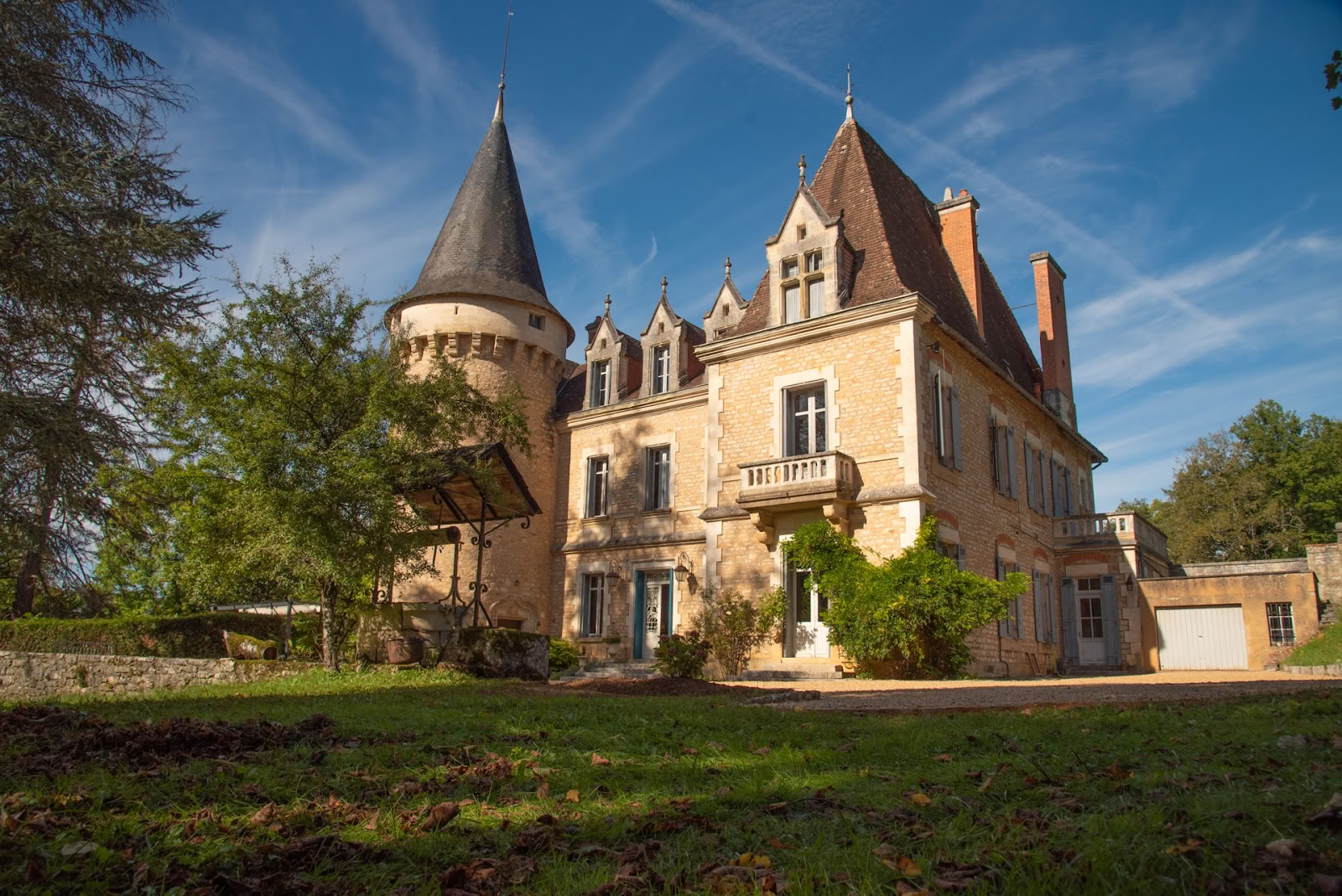 Château de Saint-Germain-des-Prés | Herrgård & skapare
