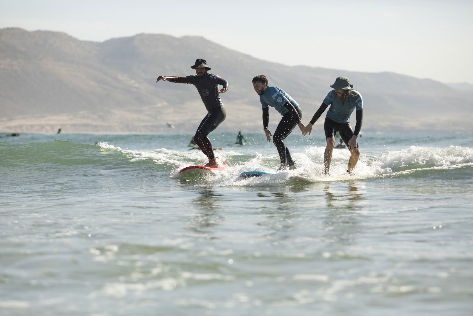 Rewild Surfskola