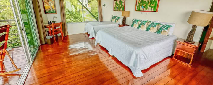 Poás Room